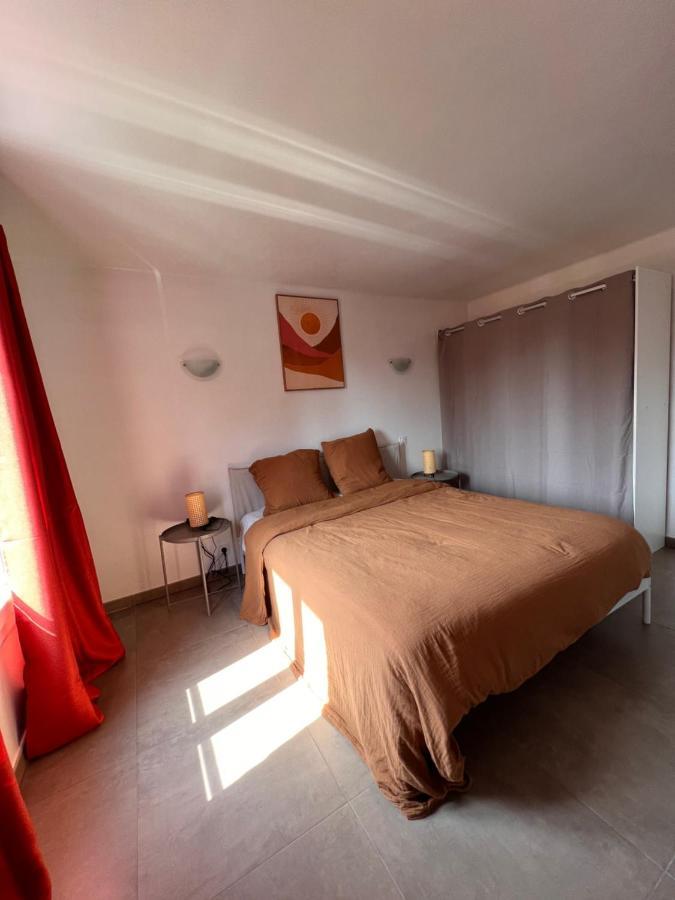 Les Mimosas Spa-jacuzzi Villa *